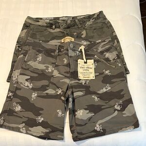 Women’s democracy and sound style Camouflage Shorts